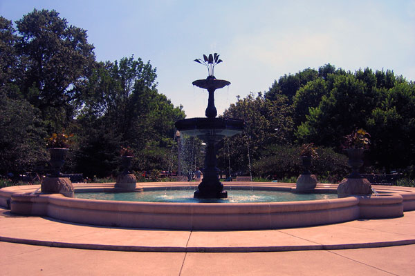 The fountain in Wicker Park on