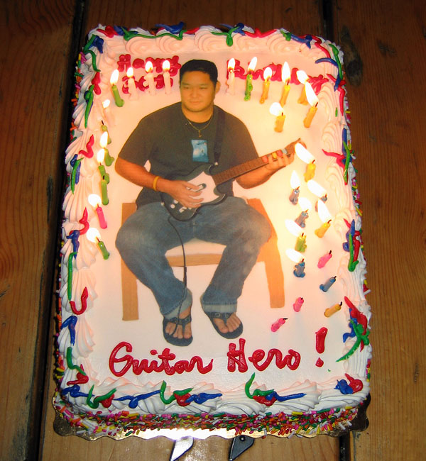 2006_12_birthday_cake.jpg