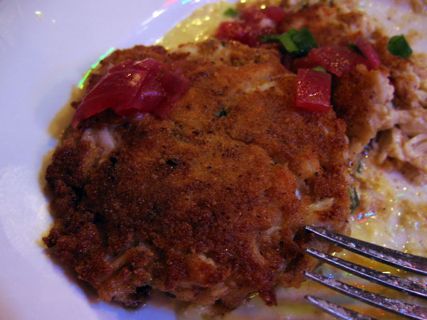 2006_12_red_fish_grill_crabcake.jpg