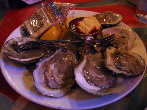2006_12_red_fish_grill_oysters.jpg