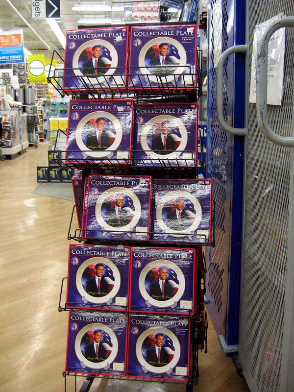 Historic Victory Obama Collectable Plates at Bed Bath & Beyond