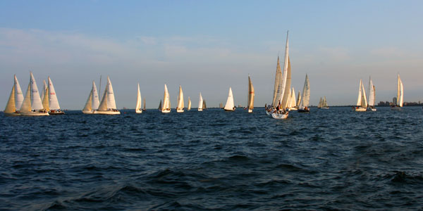 sail_boats_on_lake_michigan_3