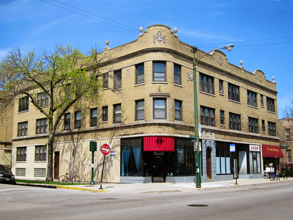 10_logan_square_mops