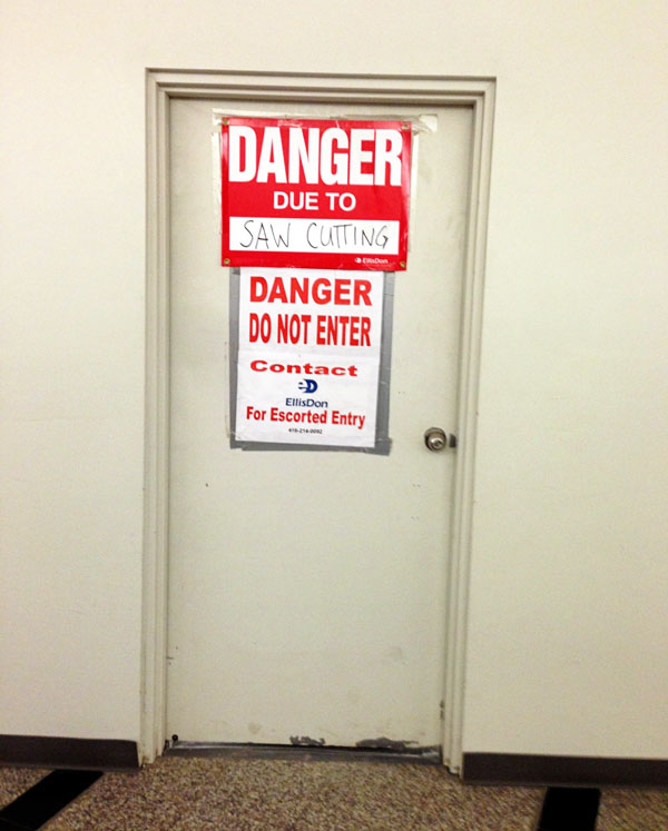 danger_due_to_saw_cutting