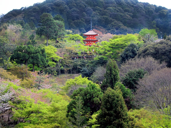 07_kiyomizudera_temple_koyasu_no_easy_childbirth_pagoda